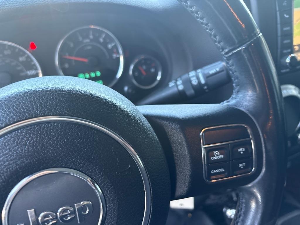 Jeep Wrangler Unlimited 4WD 4dr Sahara 2014