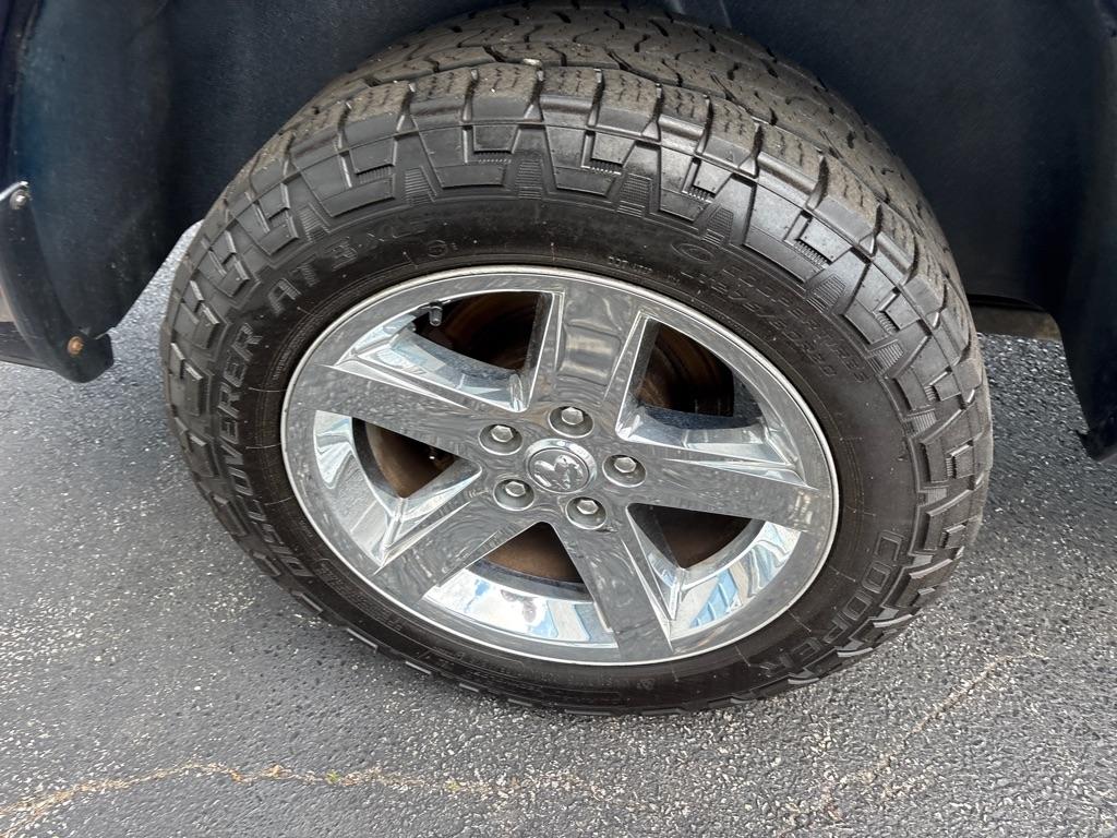 RAM 1500 4WD Quad Cab 140.5" Express 2016