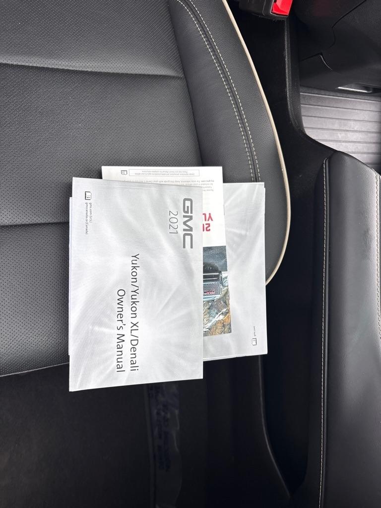 GMC Yukon 4WD 4dr SLT 2021