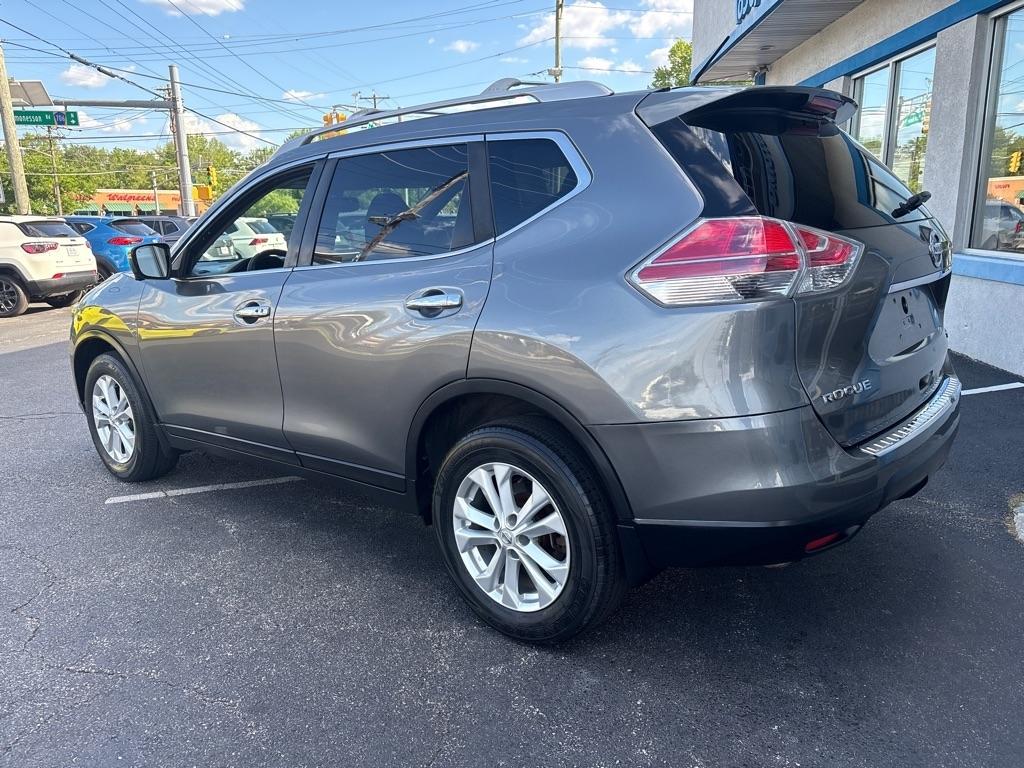 Nissan Rogue AWD 4dr SV 2016