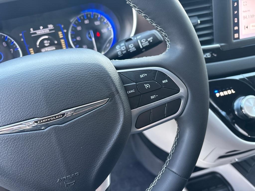 Chrysler Voyager LX FWD 2024