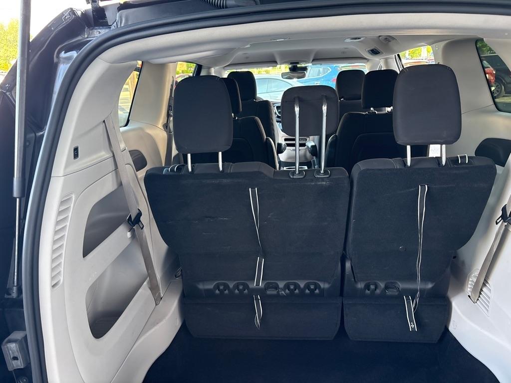 Chrysler Voyager LX FWD 2024