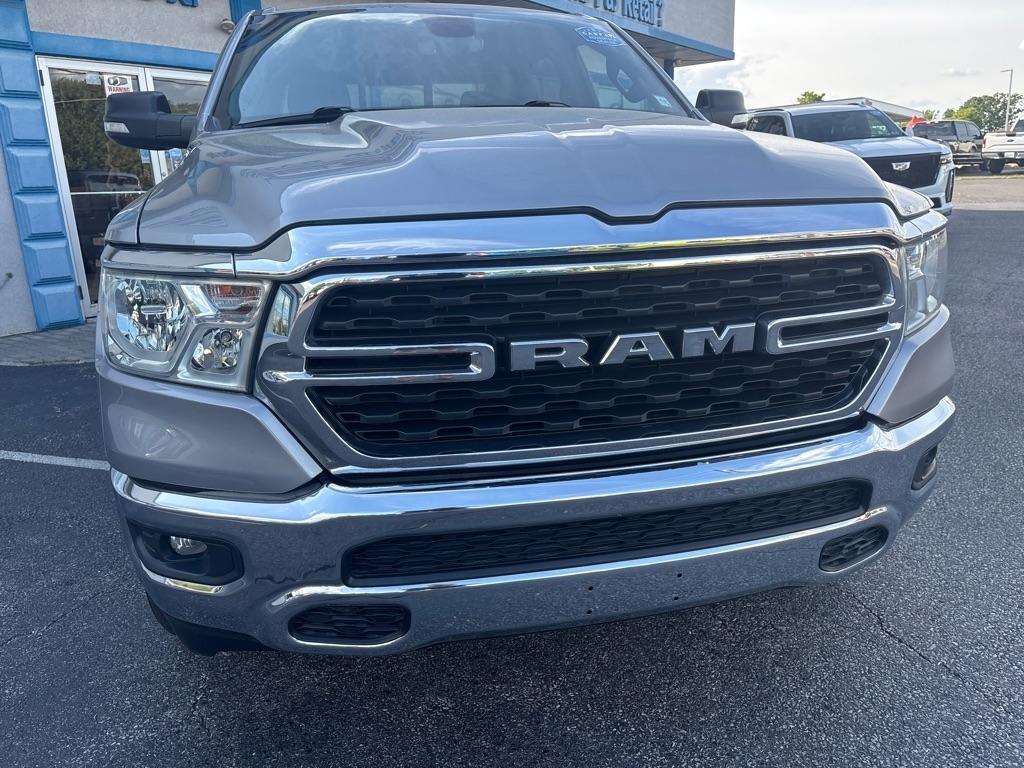 RAM 1500 Big Horn 4x4 Crew Cab 5'7" Box 2022