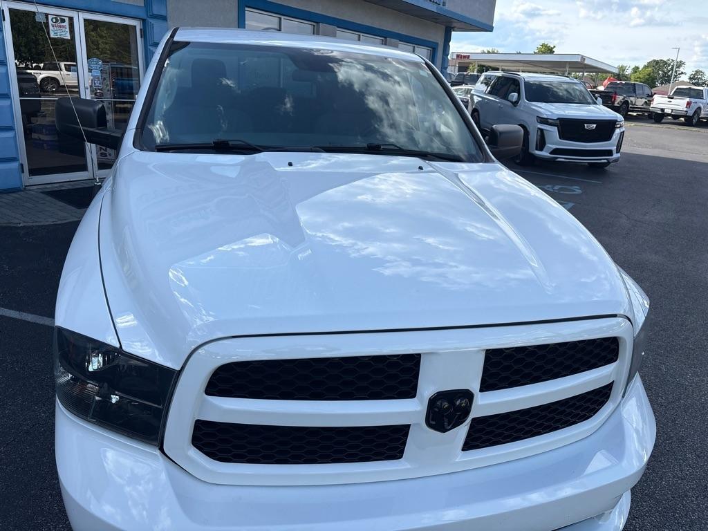 RAM 1500 Classic Express 4x4 Quad Cab 6'4" Box 2019