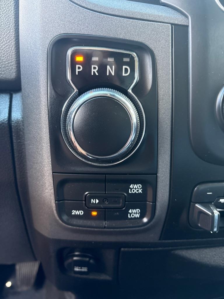 RAM 1500 Classic Express 4x4 Quad Cab 6'4" Box 2019