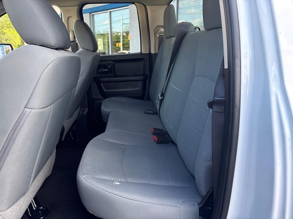 RAM 1500 Classic Express 4x4 Quad Cab 6'4" Box 2019