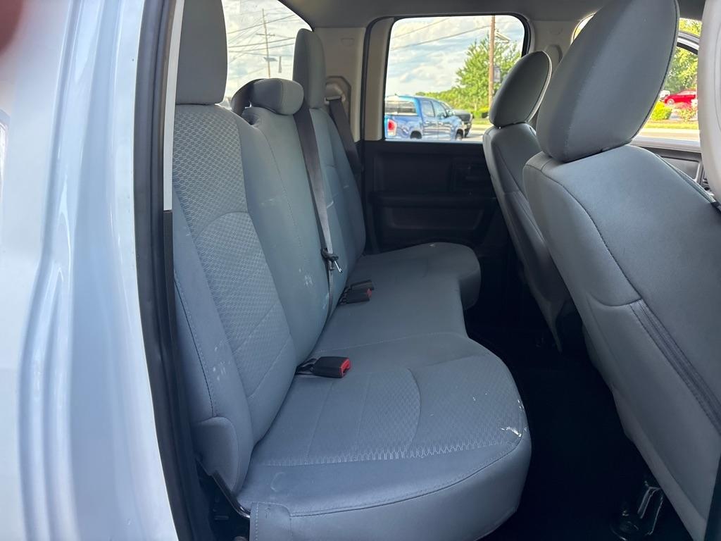 RAM 1500 Classic Express 4x4 Quad Cab 6'4" Box 2019