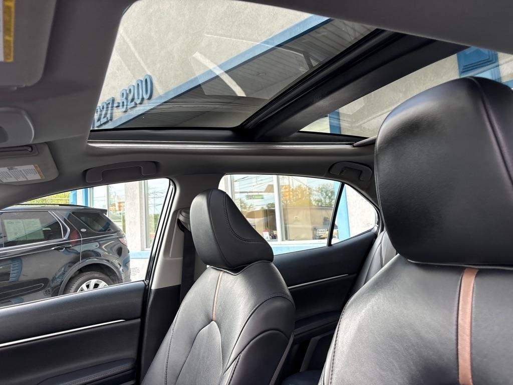 Toyota Camry XLE Auto AWD (Natl) 2020