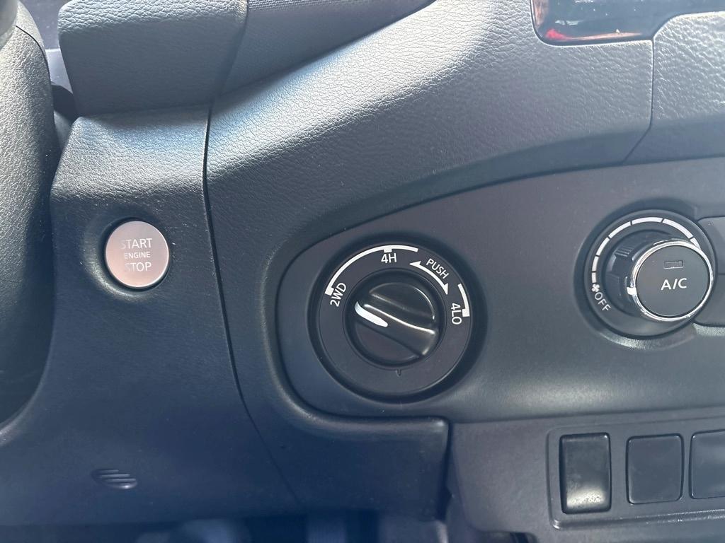 Nissan Frontier Crew Cab 4x4 SV Auto 2022