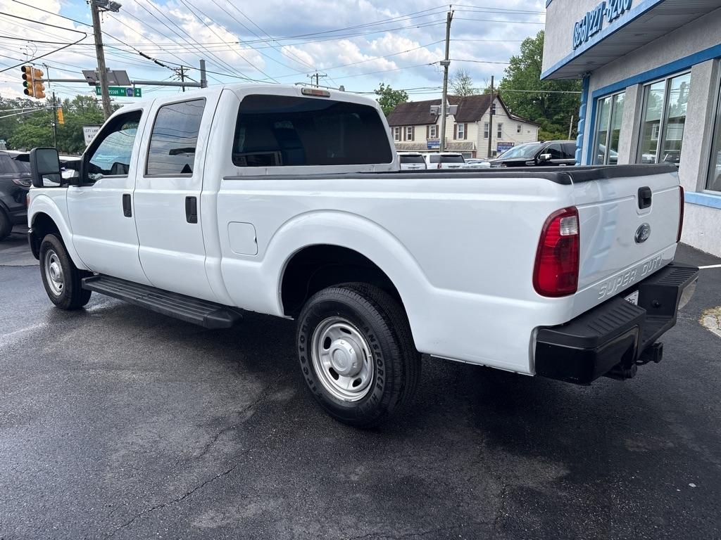 Ford Super Duty F-250 SRW 4WD Crew Cab 156" XL 2016