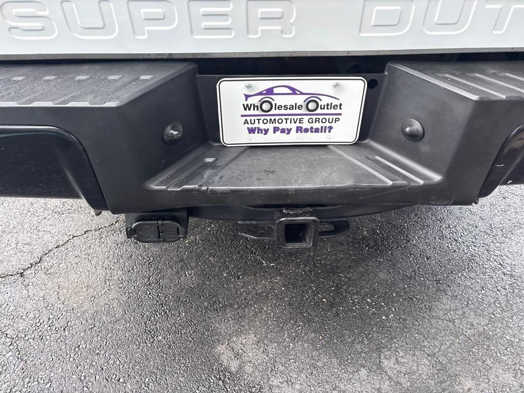 Ford Super Duty F-250 SRW 4WD Crew Cab 156" XL 2016