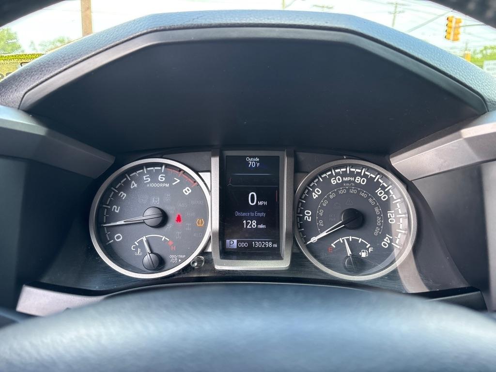 Toyota Tacoma Limited Double Cab 5' Bed V6 4x4 AT (Natl) 2017