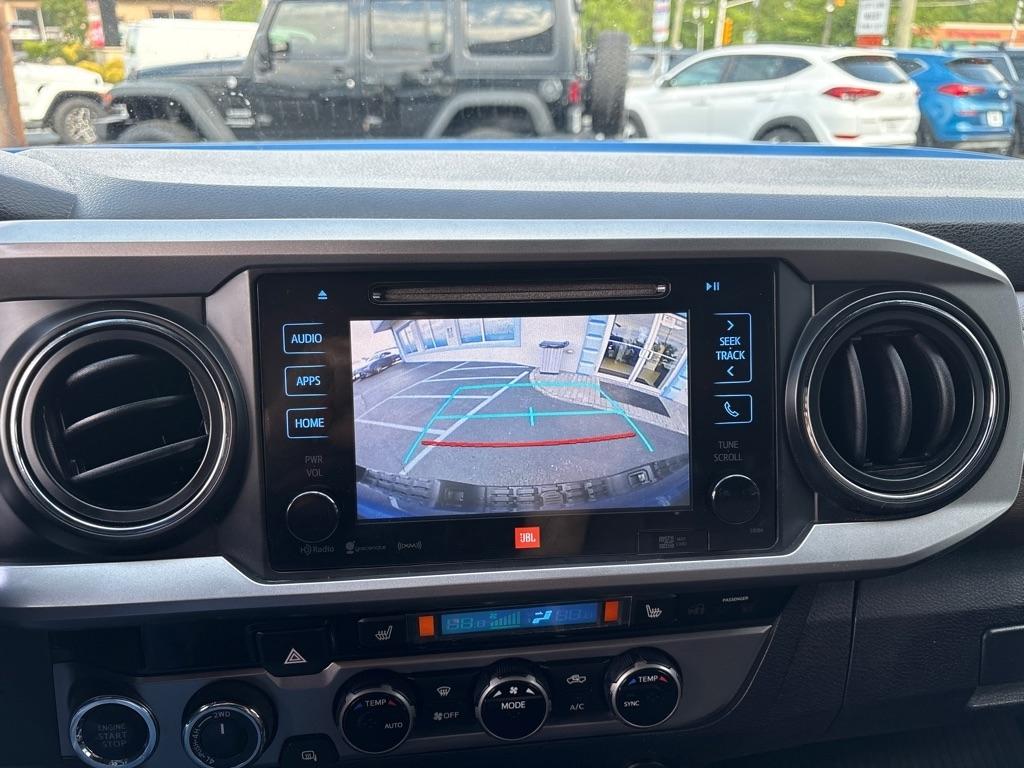 Toyota Tacoma Limited Double Cab 5' Bed V6 4x4 AT (Natl) 2017