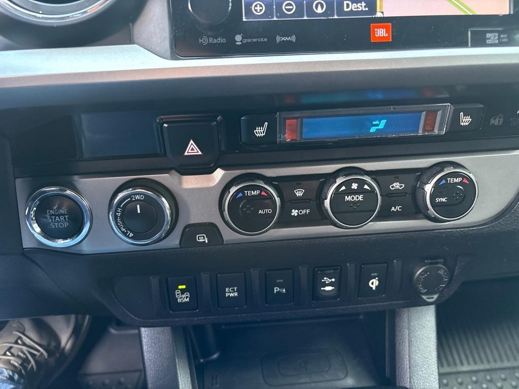 Toyota Tacoma Limited Double Cab 5' Bed V6 4x4 AT (Natl) 2017