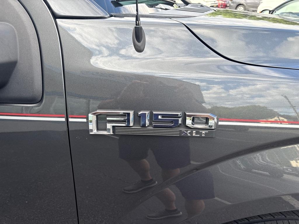 Ford F-150 4WD SuperCrew 145" XLT 2016