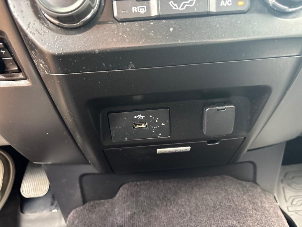 Ford F-150 4WD SuperCrew 145" XLT 2016
