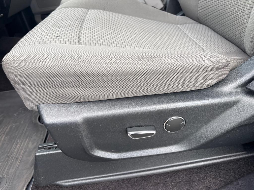 Ford F-150 4WD SuperCrew 145" XLT 2016