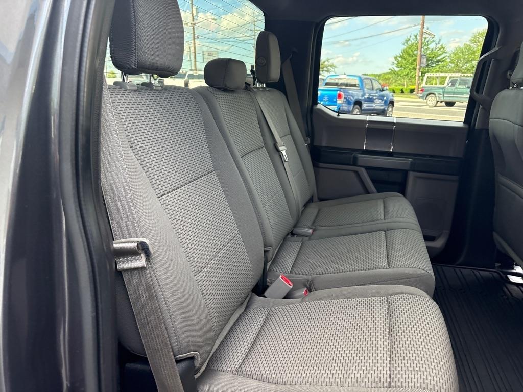 Ford F-150 4WD SuperCrew 145" XLT 2016