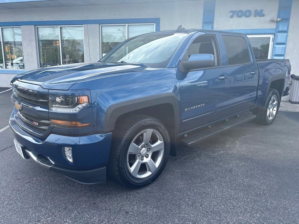 Chevrolet Silverado 1500 4WD Crew Cab 143.5" LT w/2LT 2018