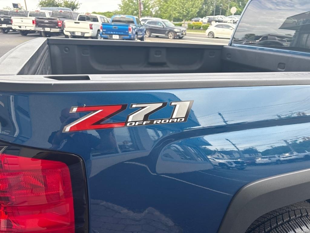Chevrolet Silverado 1500 4WD Crew Cab 143.5" LT w/2LT 2018