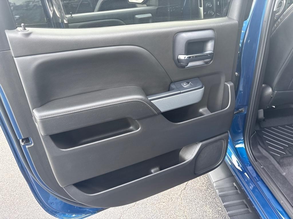 Chevrolet Silverado 1500 4WD Crew Cab 143.5" LT w/2LT 2018