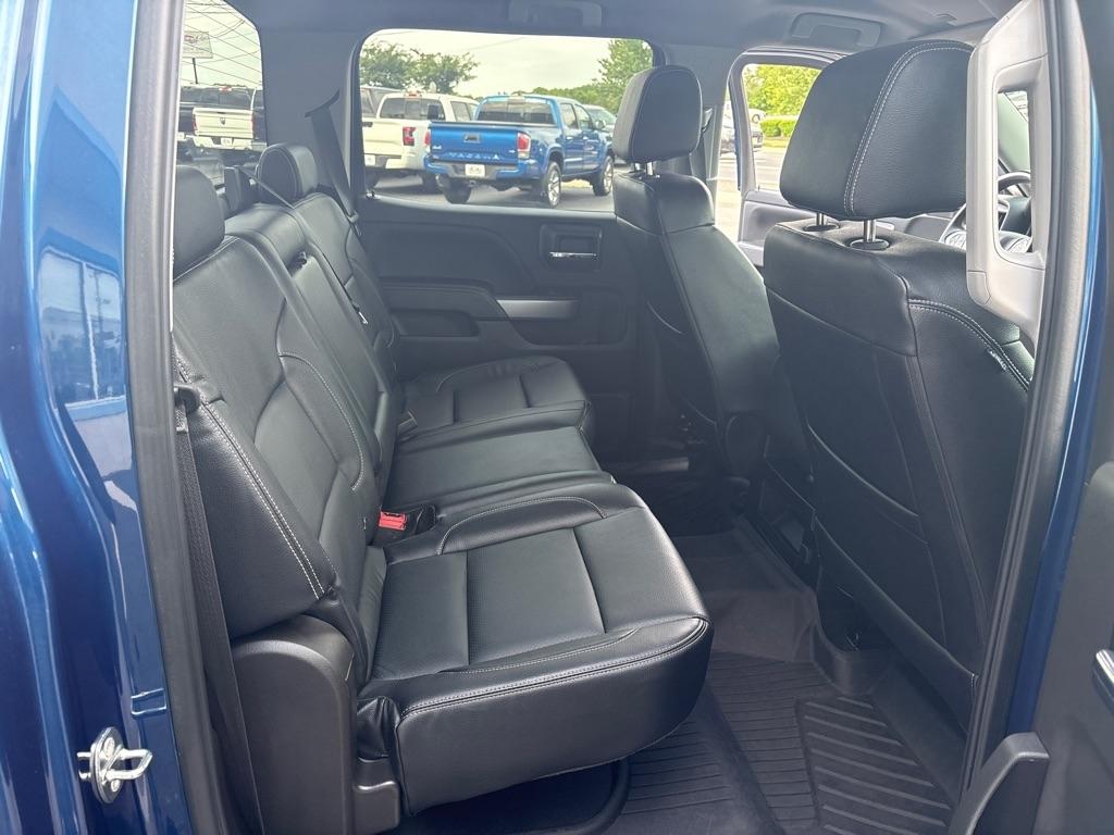 Chevrolet Silverado 1500 4WD Crew Cab 143.5" LT w/2LT 2018