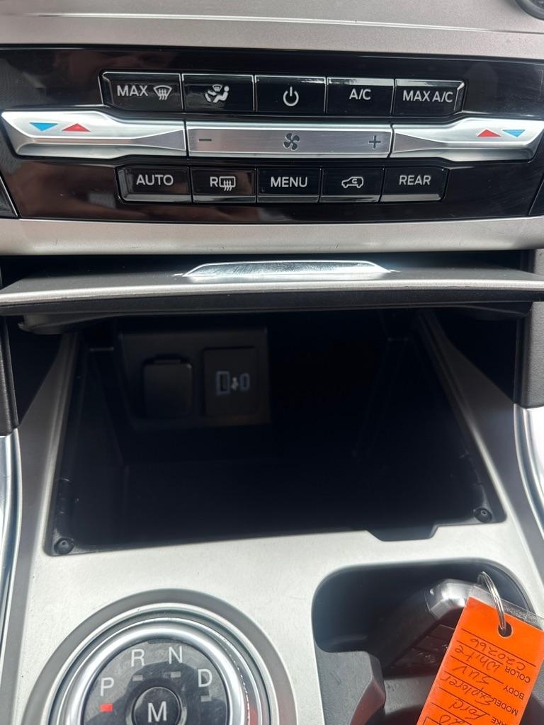 Ford Explorer XLT 4WD 2020