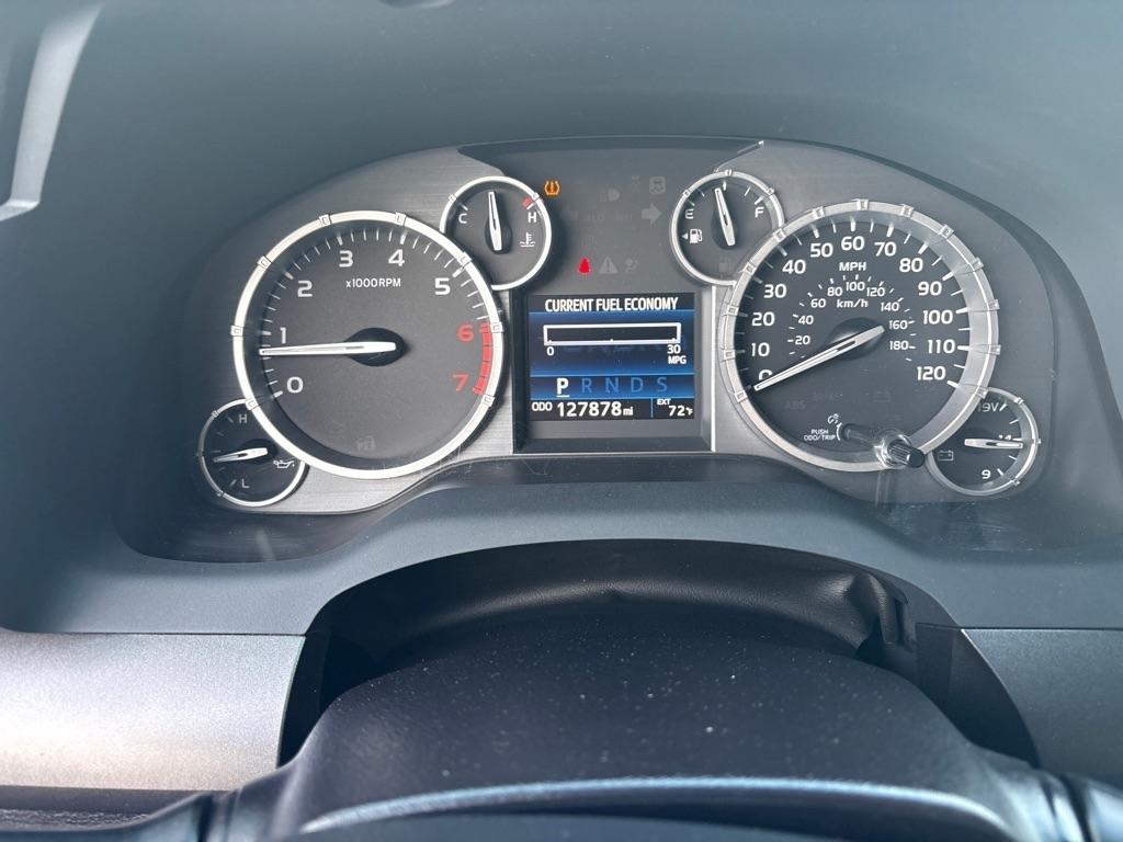 Toyota Tundra 4WD Truck CrewMax 5.7L V8 6-Spd AT SR5 (Natl) 2016