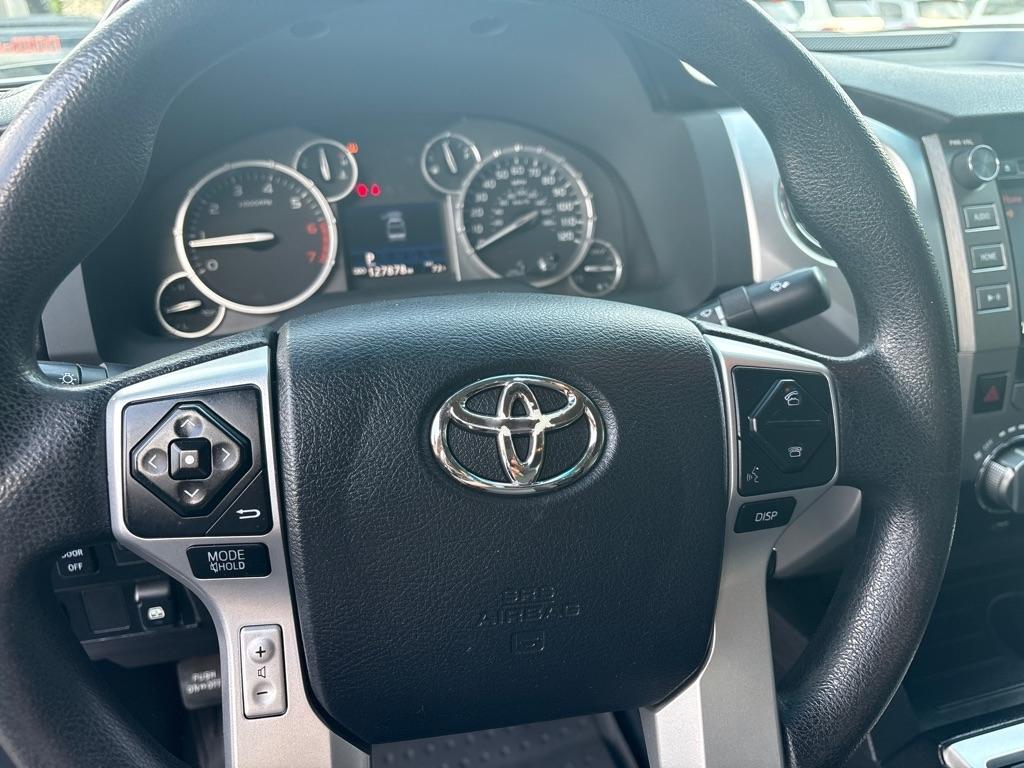 Toyota Tundra 4WD Truck CrewMax 5.7L V8 6-Spd AT SR5 (Natl) 2016