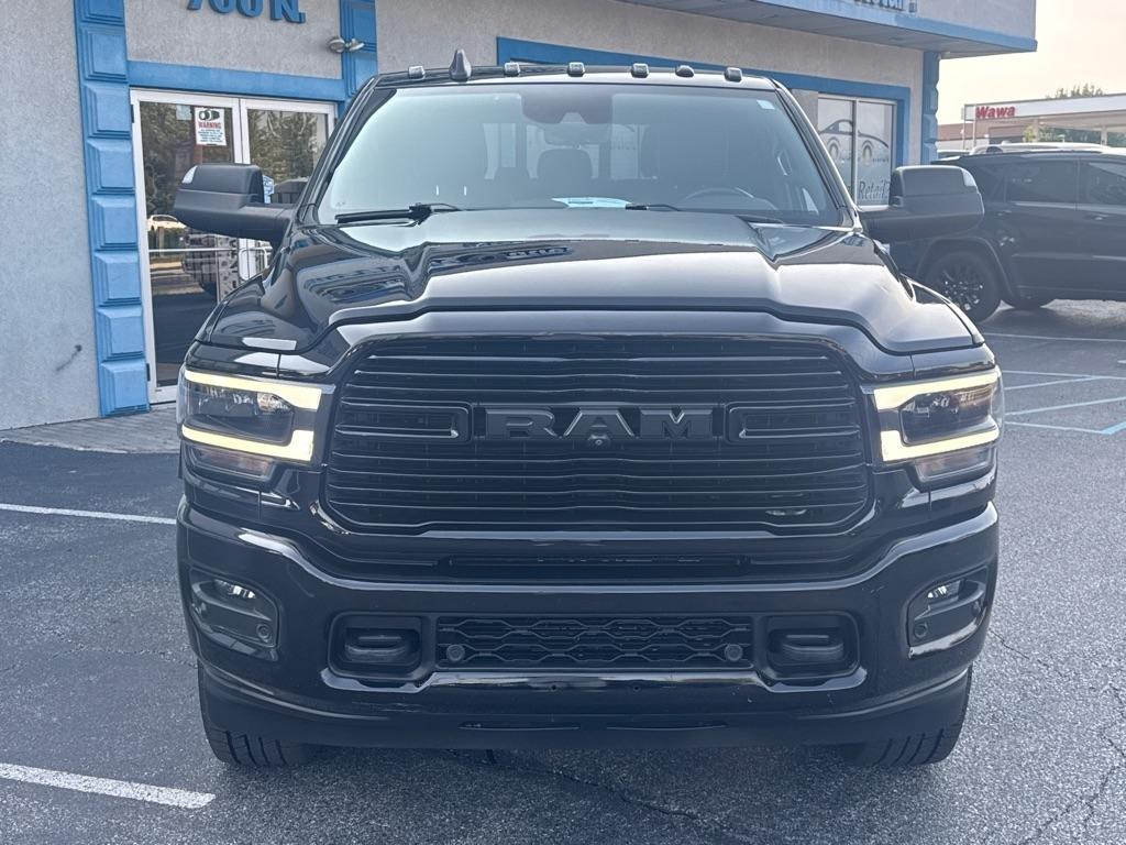 RAM 2500 Laramie 4x4 Mega Cab 6'4" Box 2022