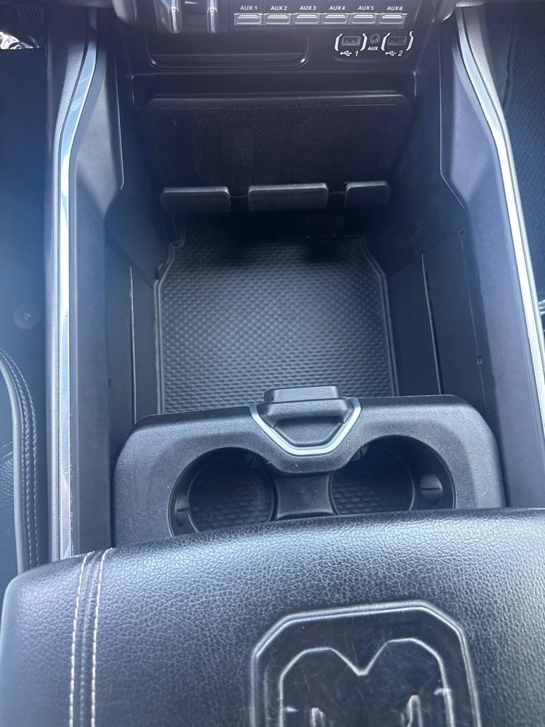 RAM 2500 Laramie 4x4 Mega Cab 6'4" Box 2022