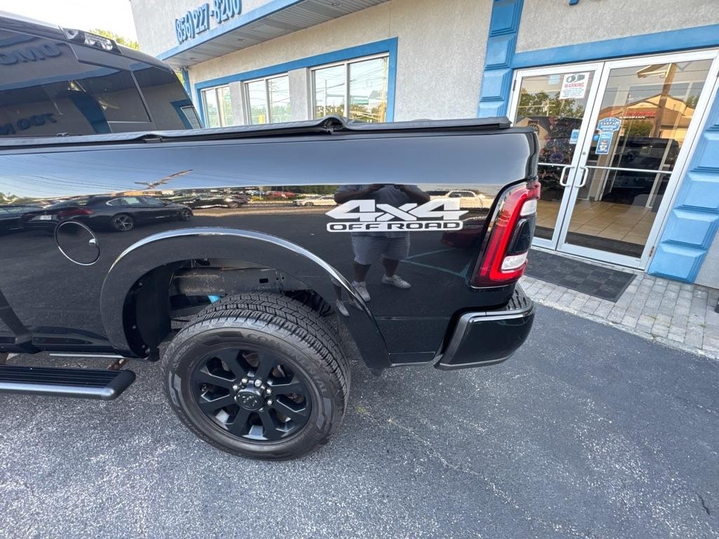 RAM 2500 Laramie 4x4 Mega Cab 6'4" Box 2022