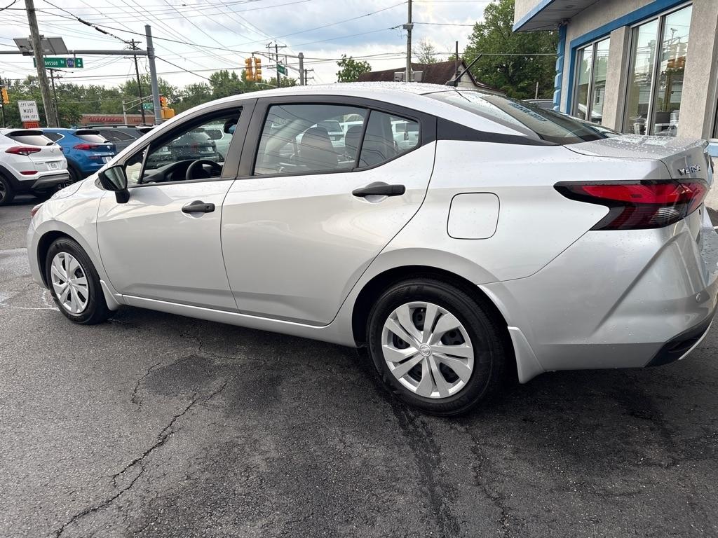 Nissan Versa S CVT 2024