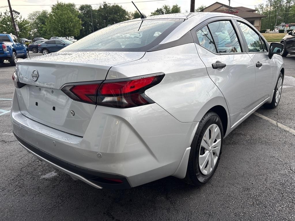 Nissan Versa S CVT 2024