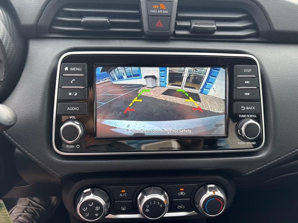 Nissan Versa S CVT 2024