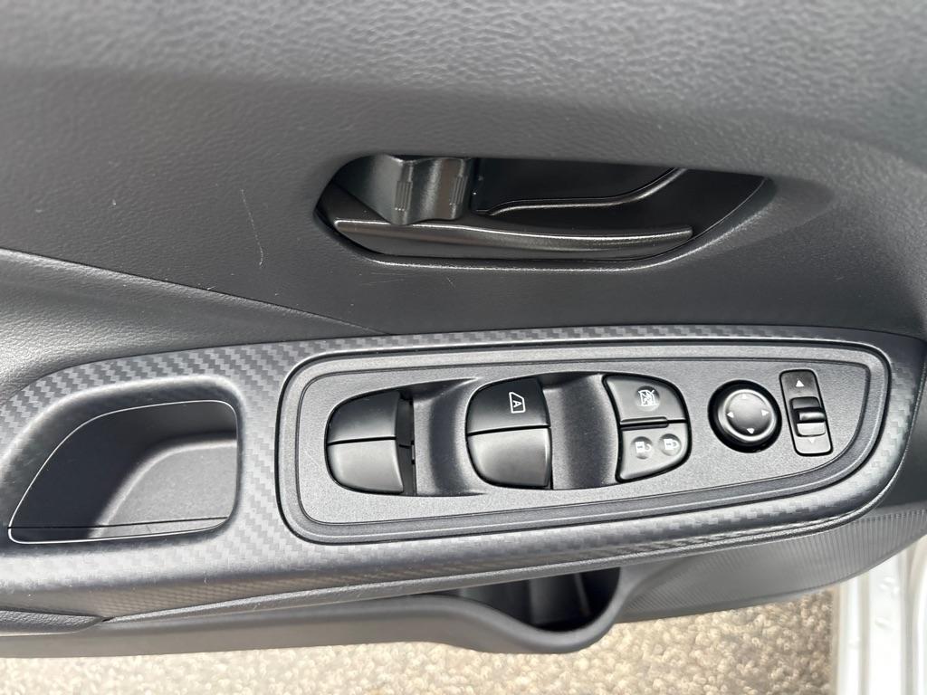 Nissan Versa S CVT 2024