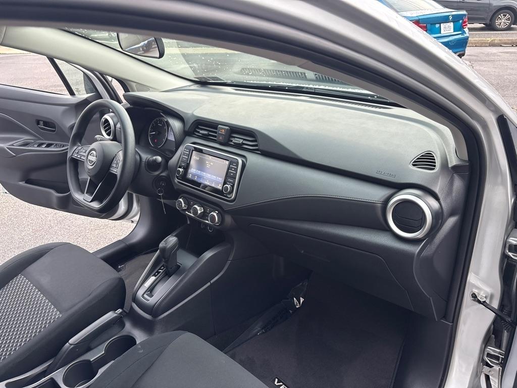 Nissan Versa S CVT 2024