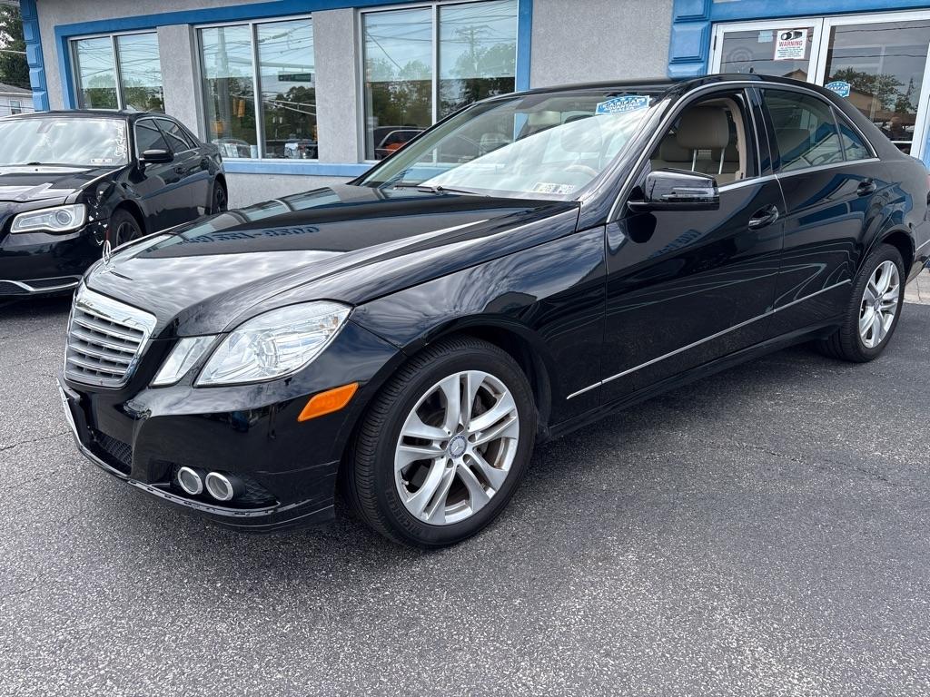 Mercedes-Benz E-Class 4dr Sdn E 350 Luxury 4MATIC 2010