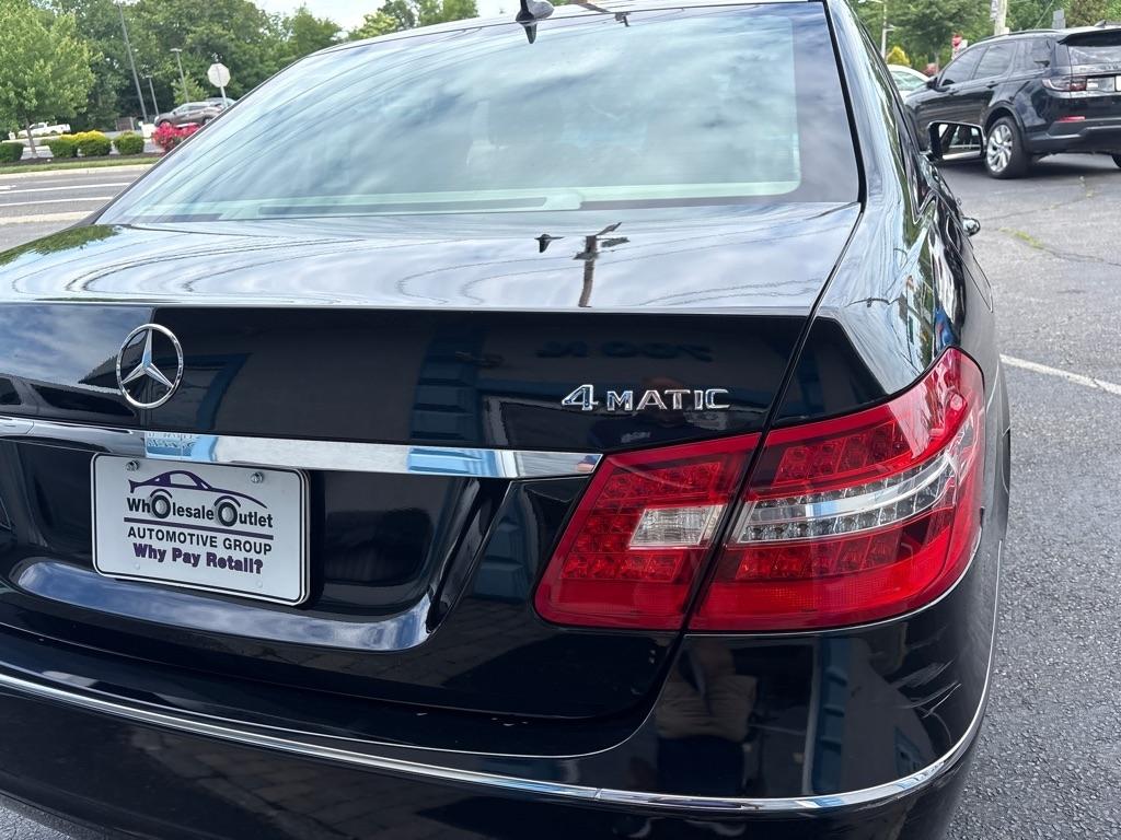 Mercedes-Benz E-Class 4dr Sdn E 350 Luxury 4MATIC 2010