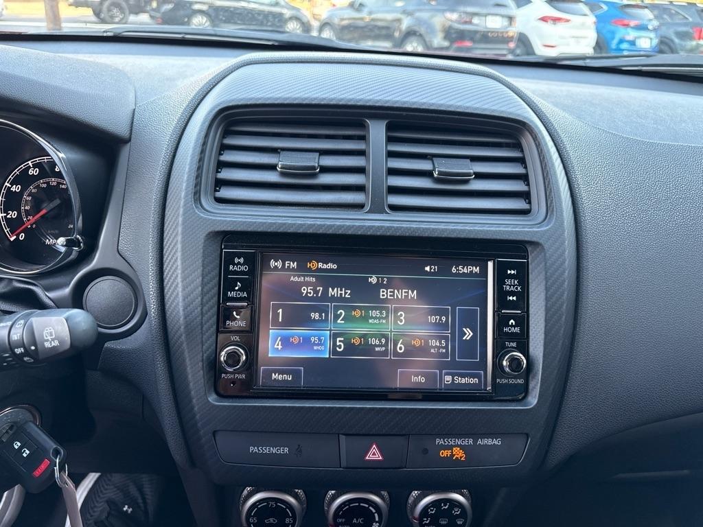 Mitsubishi Outlander Sport ES 2.0 CVT 2021