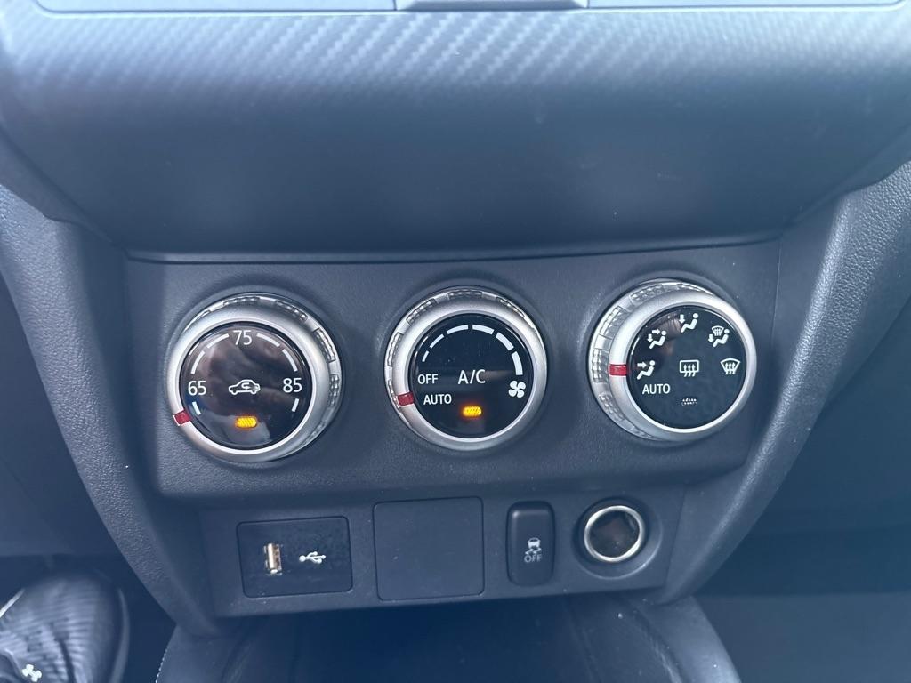 Mitsubishi Outlander Sport ES 2.0 CVT 2021