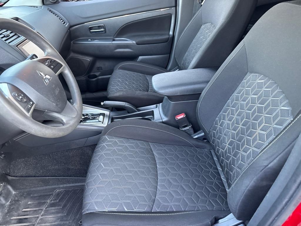 Mitsubishi Outlander Sport ES 2.0 CVT 2021