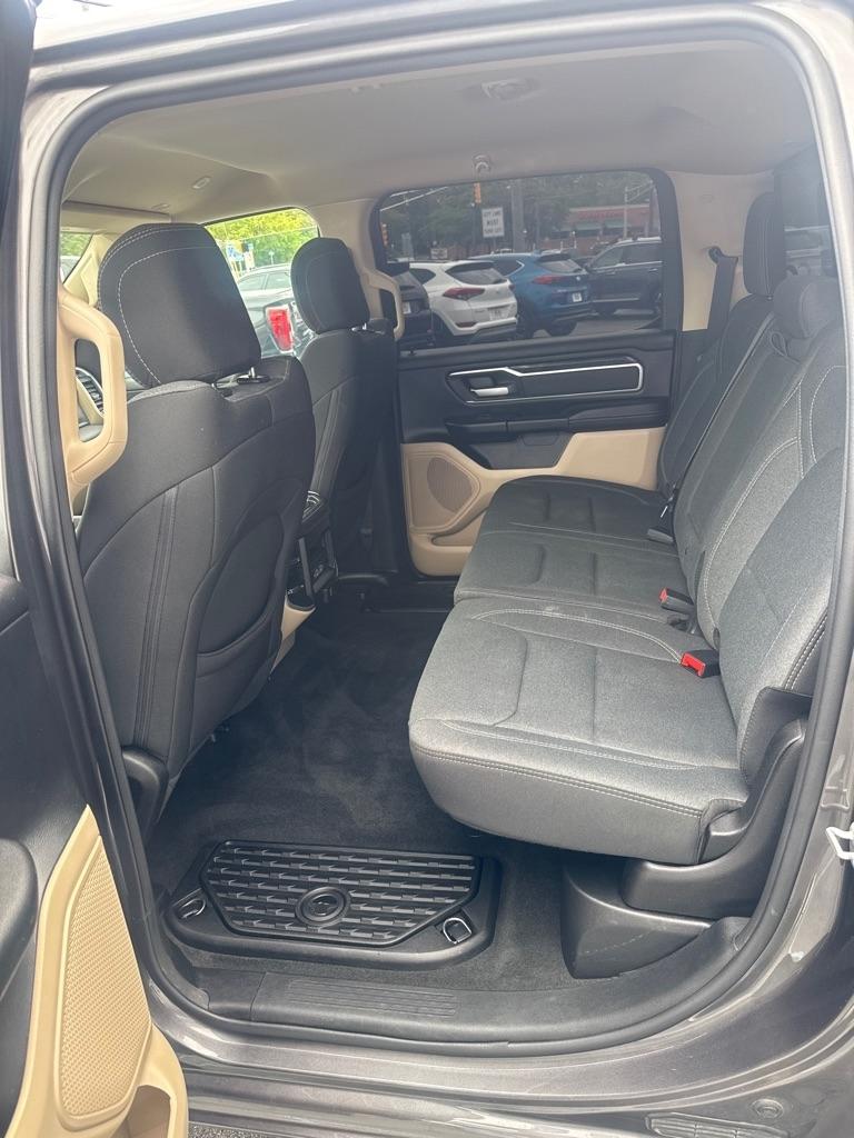 RAM 1500 Big Horn 4x4 Crew Cab 5'7" Box 2021