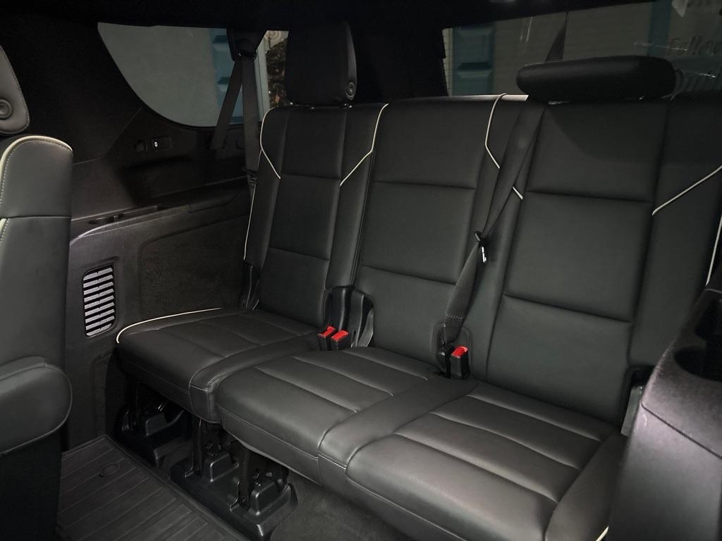 Cadillac Escalade ESV 4WD 4dr Premium Luxury 2025