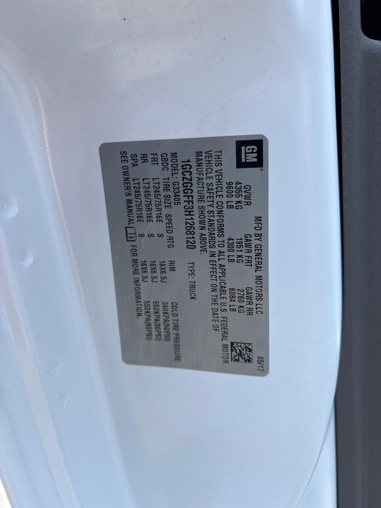 Chevrolet Express Cargo Van RWD 3500 135" 2017