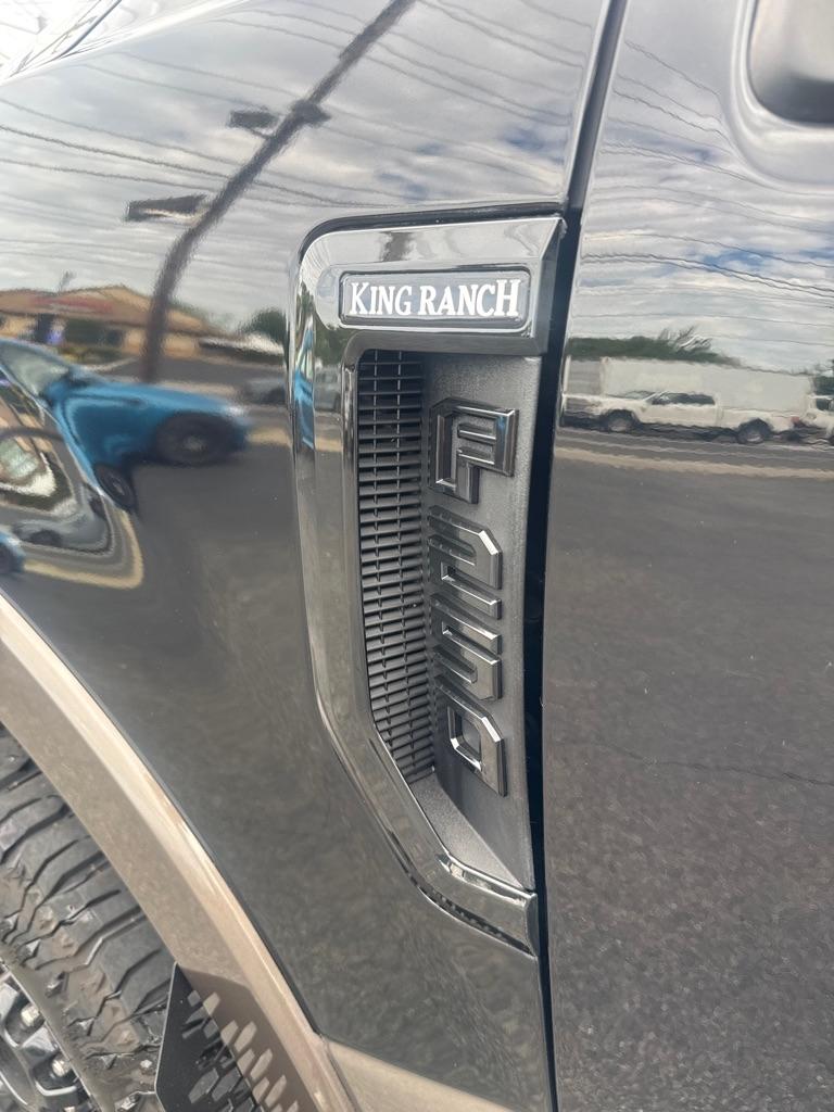 Ford Super Duty F-250 SRW King Ranch 4WD Crew Cab 8' Box 2021