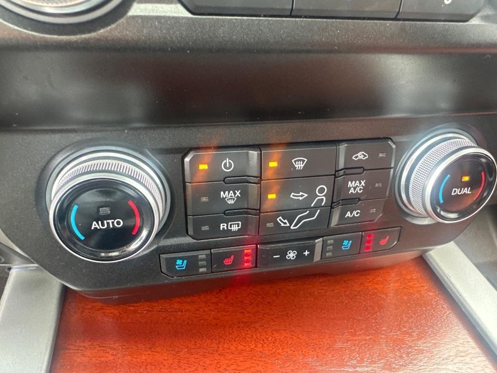 Ford Super Duty F-250 SRW King Ranch 4WD Crew Cab 8' Box 2021