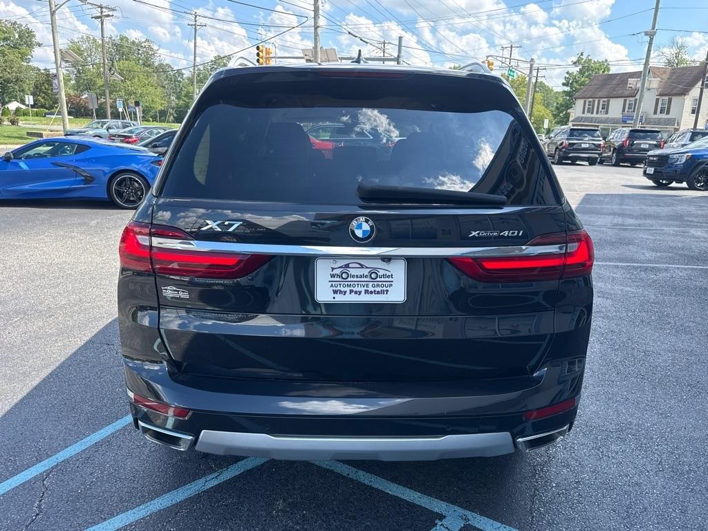 BMW X7 xDrive40i Sports Activity Vehicle 2020