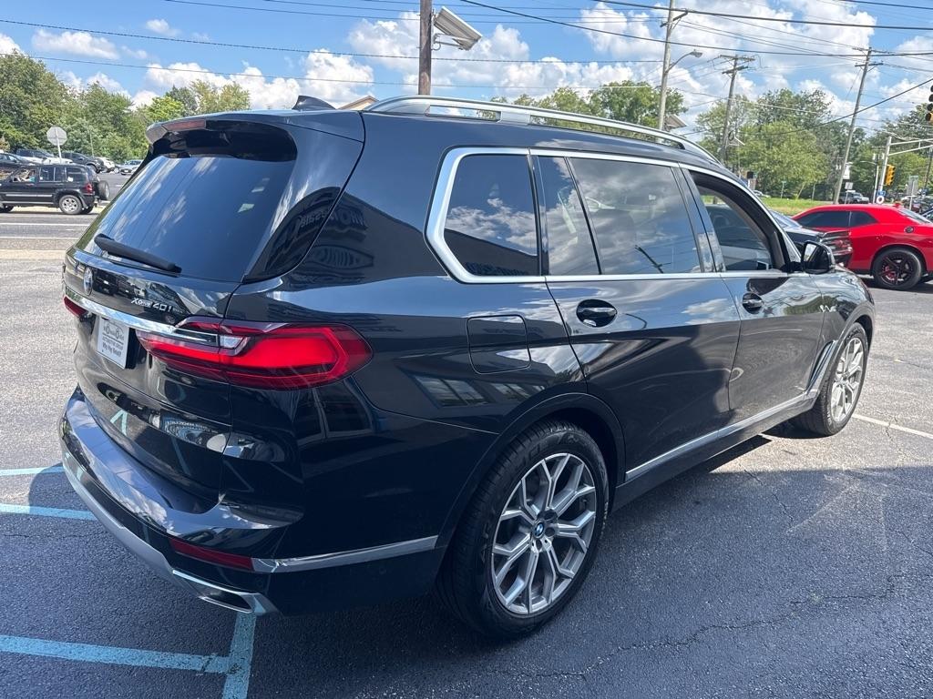 BMW X7 xDrive40i Sports Activity Vehicle 2020