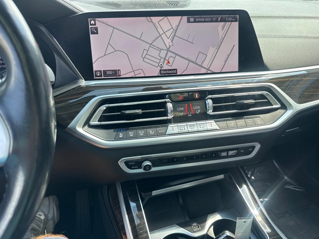 BMW X7 xDrive40i Sports Activity Vehicle 2020
